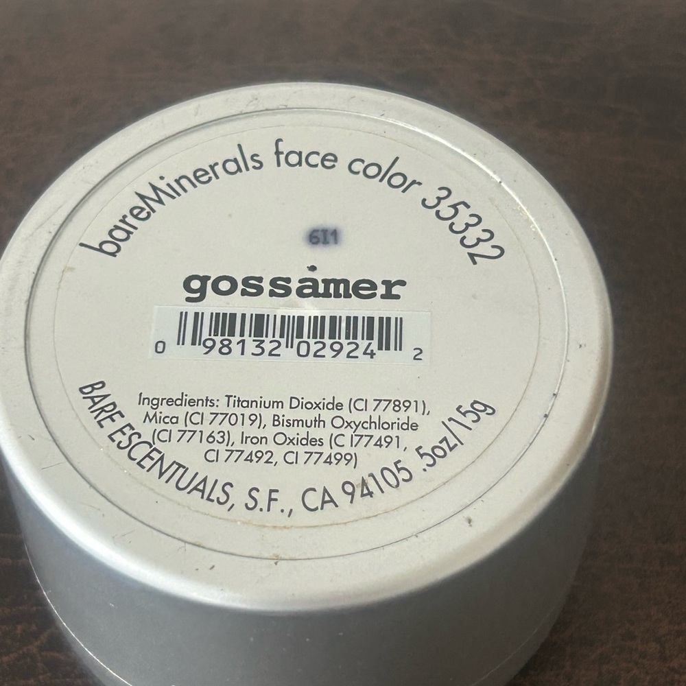 bareMinerals GOSSAMER with Body buki Brush - Picture 3 of 4